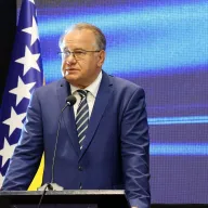 Premijer Nikšić: Sajam „Gledaj sebi posla“ vidim kao mjesto susreta koje  će nastaviti rasti i kao platformu koja će trajno povezivati ljude i poslodavce