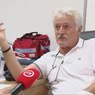 Doktor iz Sarajeva nakon više od 40 godina rada mogao u penziju, ali otišao na hrvatski otok Iž: Danas brine o 300 stanovnika