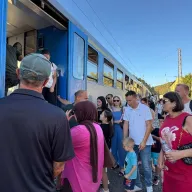 Poslije 13 godina voz ponovo saobraća Krajinom, otvorena i nova etapa obnove Unske pruge