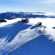 Skijanje na vrhu planine: Odgovor OC Bjelašnica na toplu i suhu predsezonu