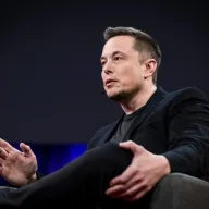 Elon Musk: Za 20 godina većina ljudi neće morati raditi