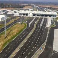 BiH traži rješenja za gužve na granicama: Privreda trpi velike štete