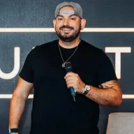 Iz BiH je otišao s jednim koferom, sada ima milionski biznis u Americi: Radio s Mike Tysonom i Hulkom Hoganom
