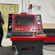 Ministar Šibonjić u posjeti kompaniji Luxled: Iz Visokog proizvodi za svjetske brendove