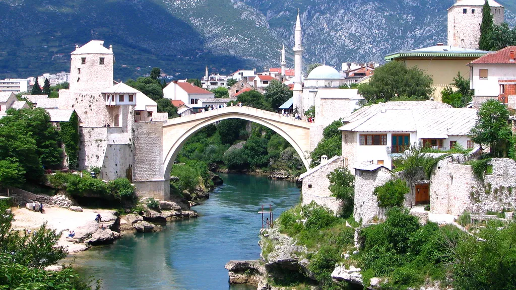 Grad Mostar obilježava 14. godišnjicu završetka obnove Starog mosta