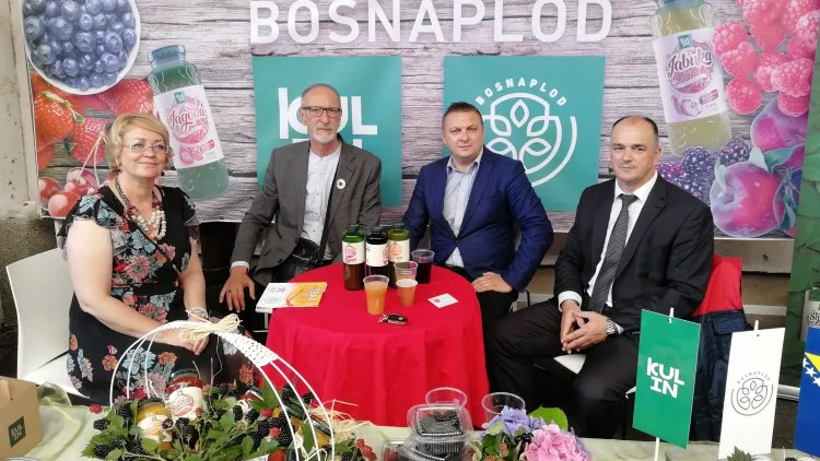 'Dani maline i meda' Žepče- Svoje proizvode predstavilo više od 80 izlagača