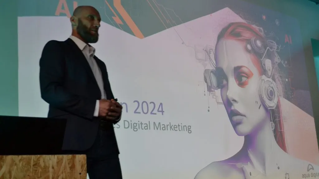 Umjetna inteligencija vs ljudi u digitalnom marketingu
