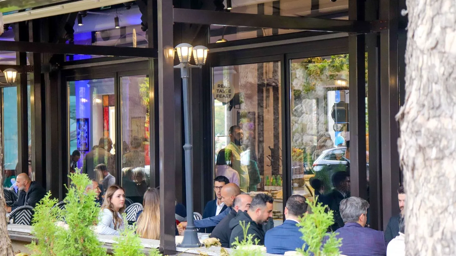 U objektu Bistričke stanice u Sarajevu svečano otvoren turski restoran svjetskog renomea “Mado”