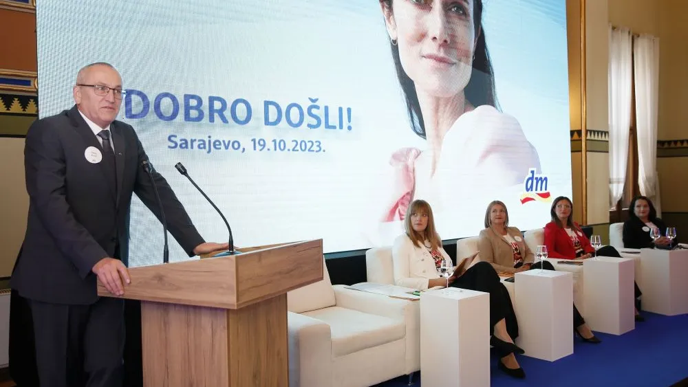 Drogerijski lider uspješno završio poslovnu godinu: dmBiH ostvario promet od 344,1 miliona KM