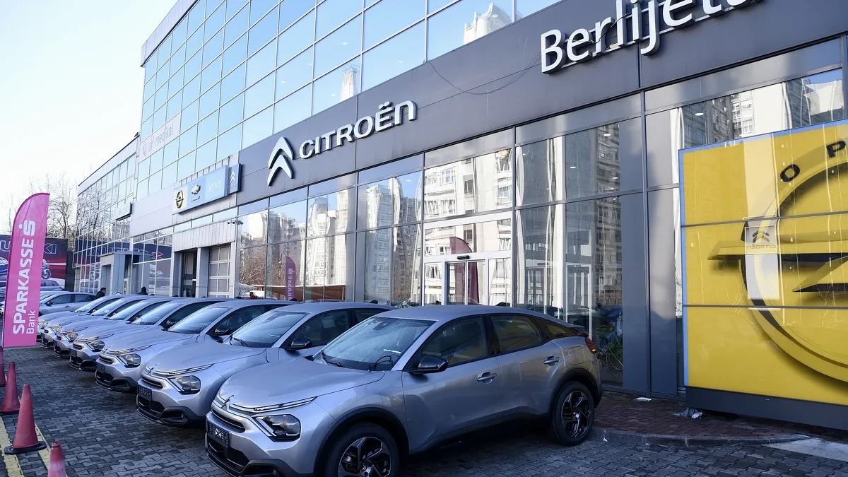 Električni Citroën ë-C4 u voznom parku Sparkasse banke: Aktivan doprinos održivosti i očuvanju okoliša