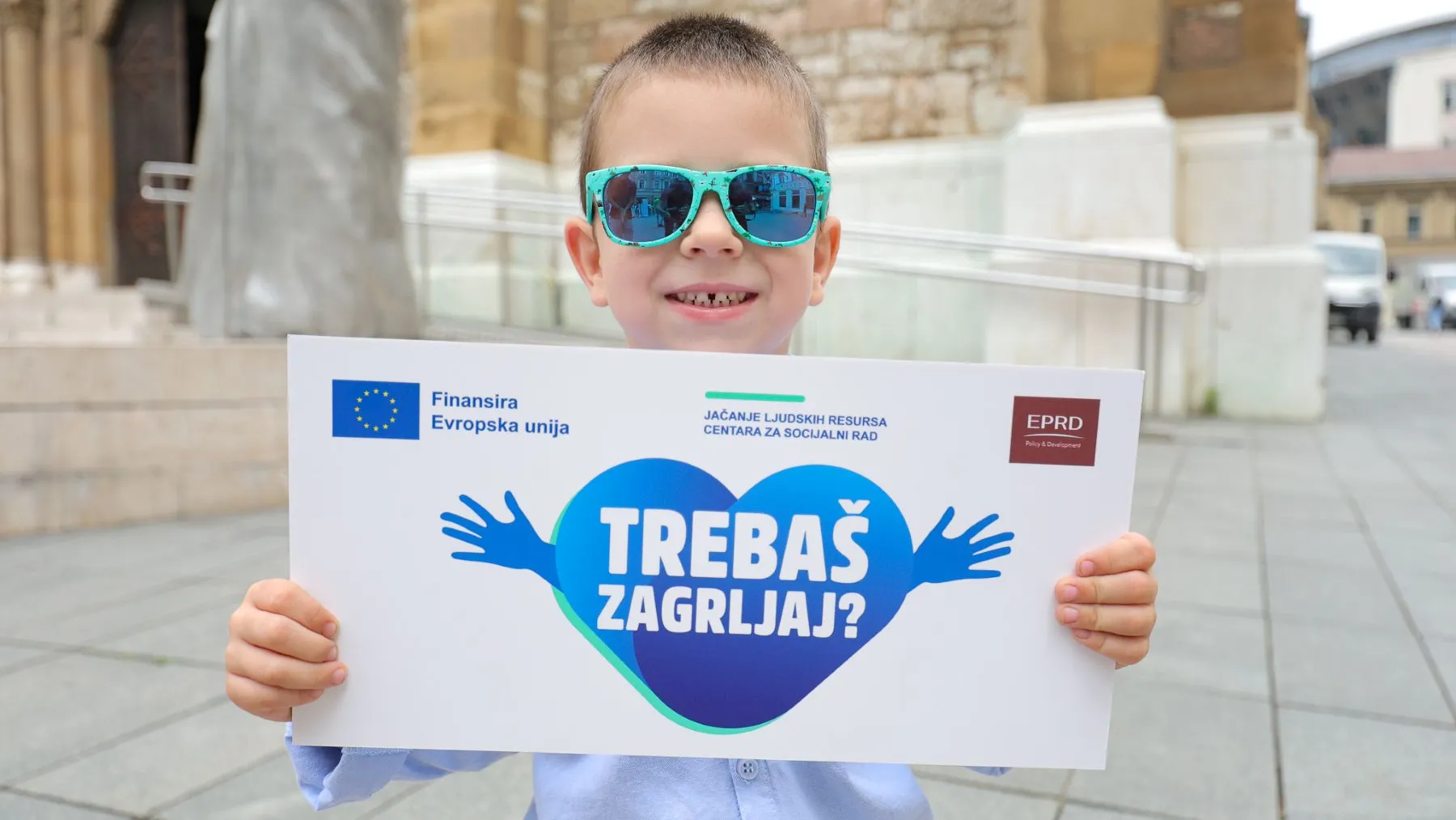 Od zagrljaja do stvarne pomoći: Jačanje ljudskih resursa centara za socijalni rad