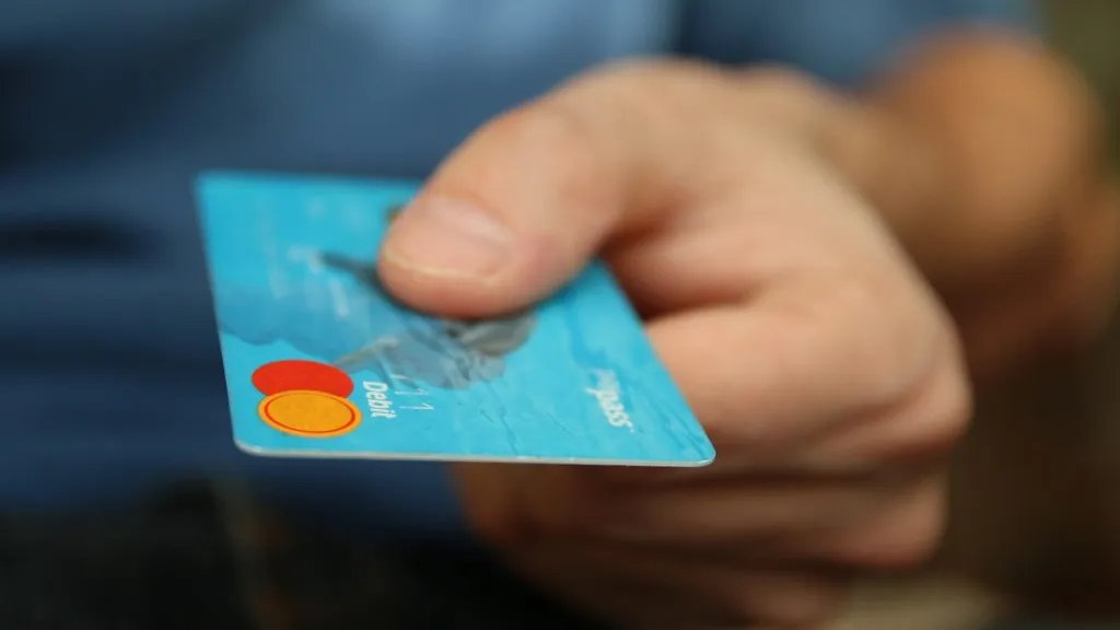 Biznisi kažu: Bezgotovinska plaćanja povećavaju broj kupaca i doprinose rastu biznisa