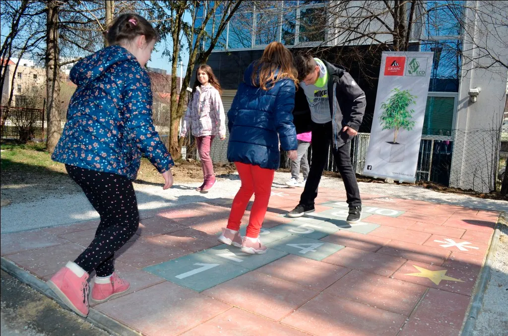 Lukavac cement i učenici osnovne škole „Vladislav Skarić“ obilježili Svjetski dan šuma i Dan voda