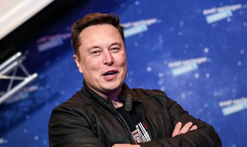 Elon Musk zaprijetio zabranom Appleovih uređaja u svojim firmama
