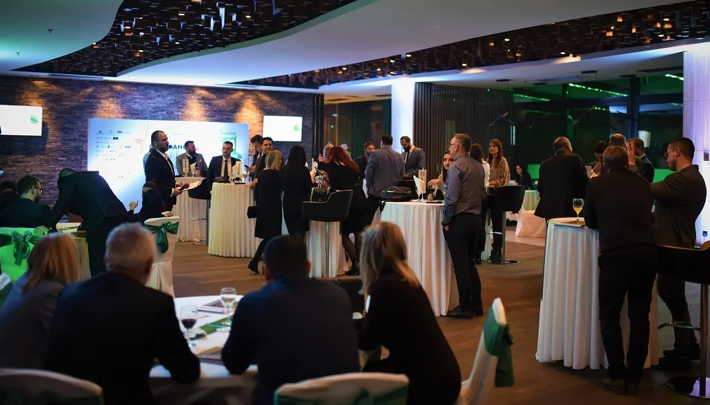 B2B cocktail event - najbolje je započeti godinu sa upoznavanje novih poslovnih partnera