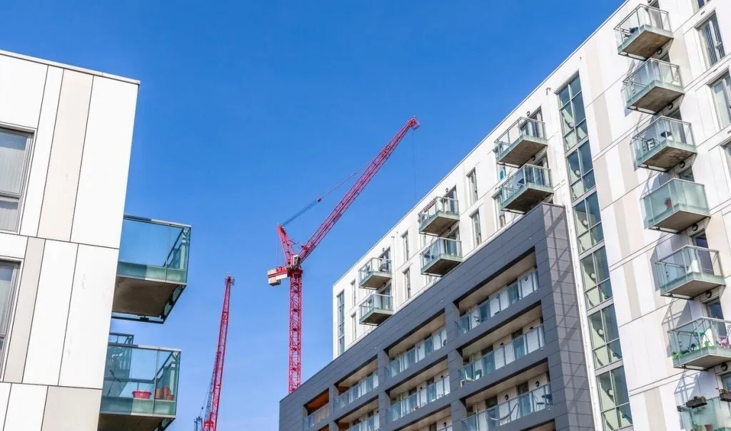 Grupa Evropske investicione banke najavljuje projekte za održivo stanovanje širom Evrope