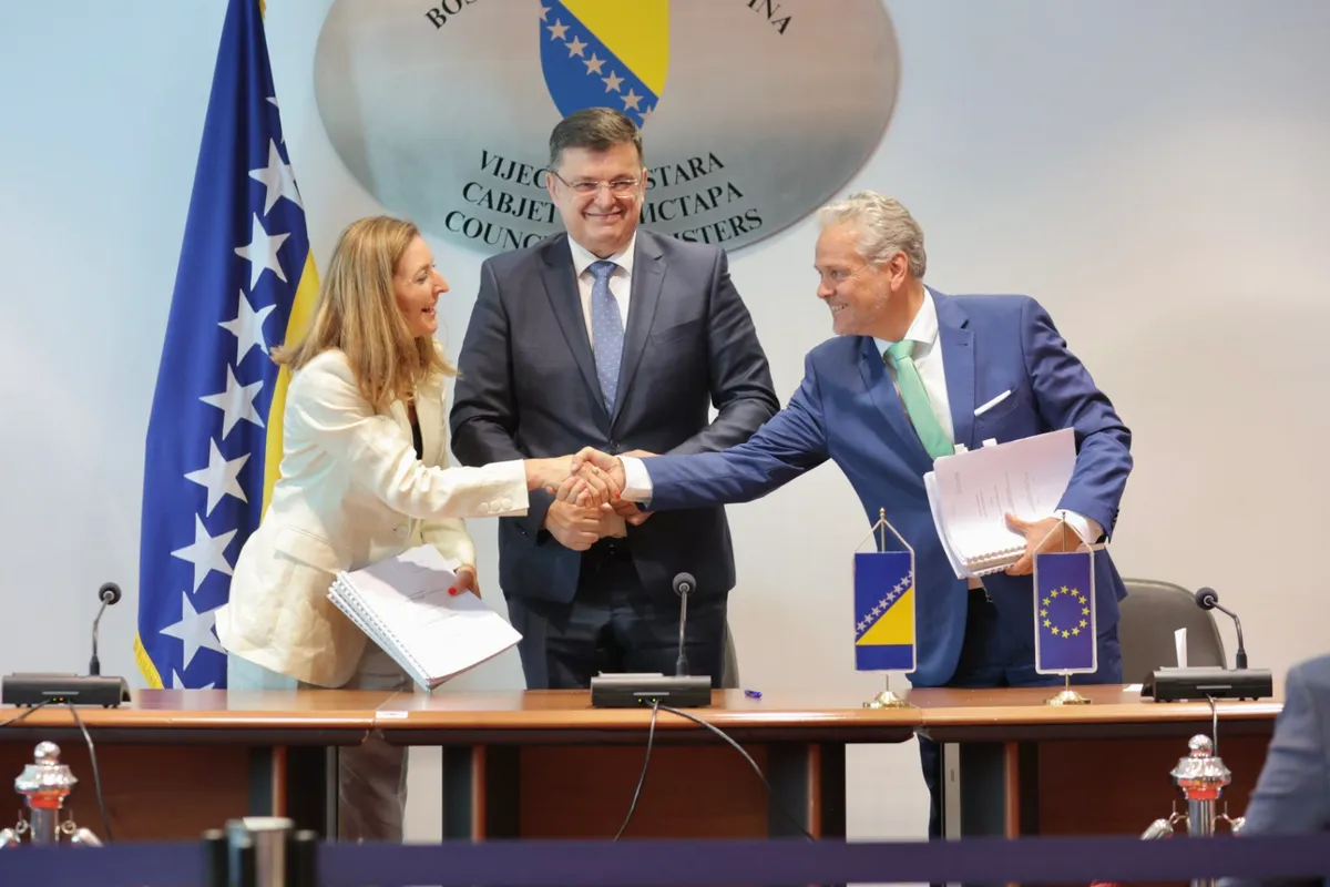 Potpisana tri ugovora o bespovratnim sredstvima Evropske unije