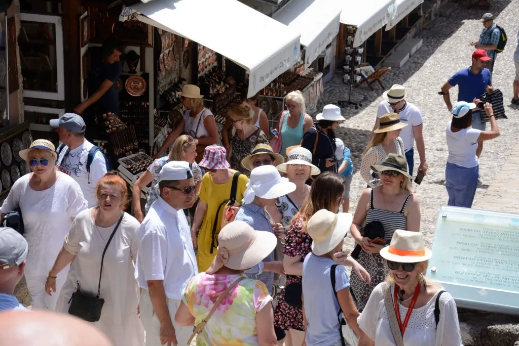 Turizam u Sarajevu nastavlja rasti: U augustu više od 108.000 gostiju i 262.000 noćenja