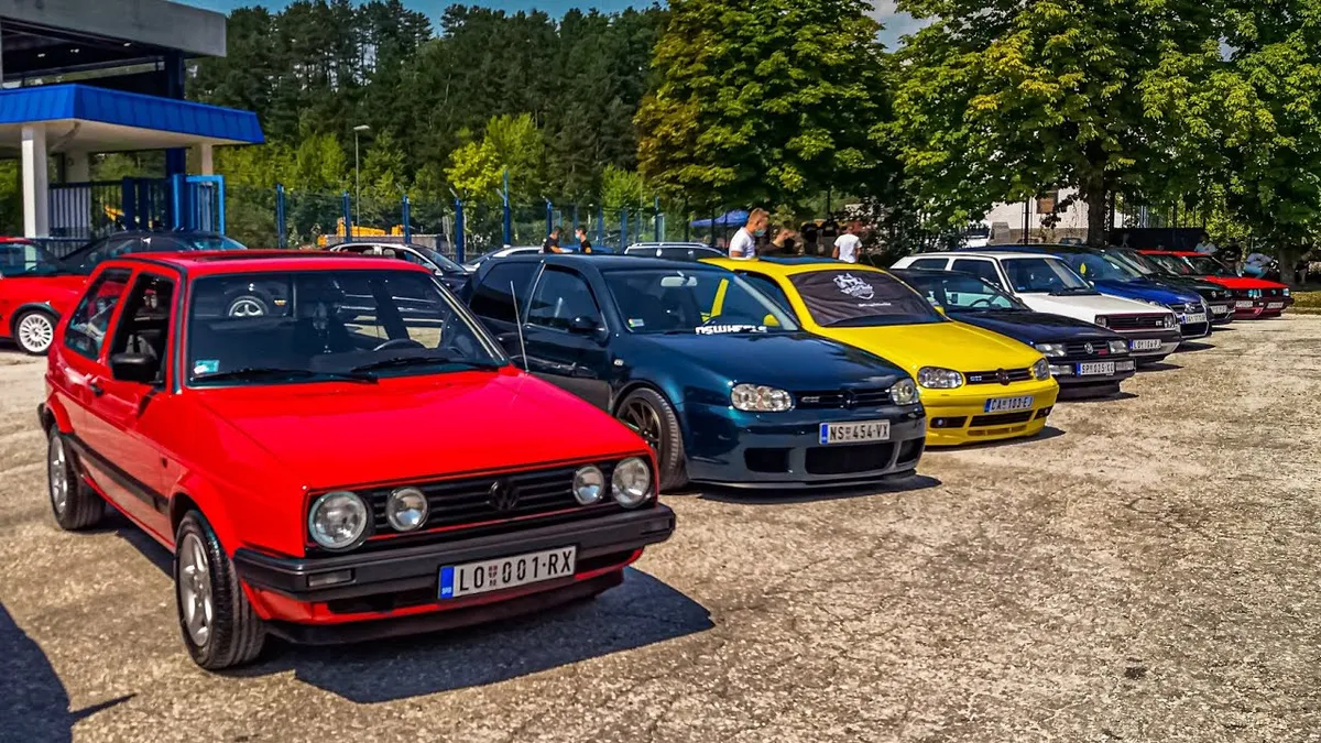 Auto 4x4 Club organizira međunarodnu izložbu automobila
