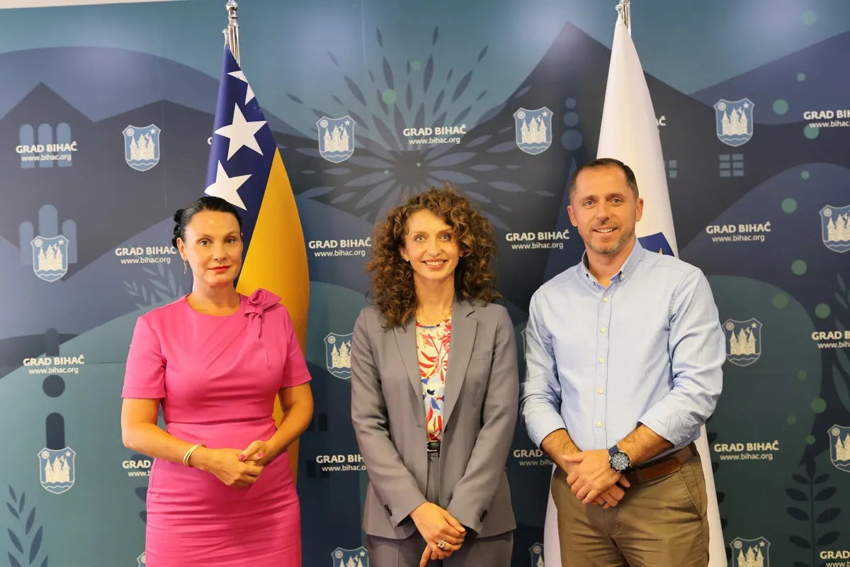 SOS Dječija sela u BiH i Grad Bihać: Jačanje i širenje servisa podrške djeci, mladima i porodicama