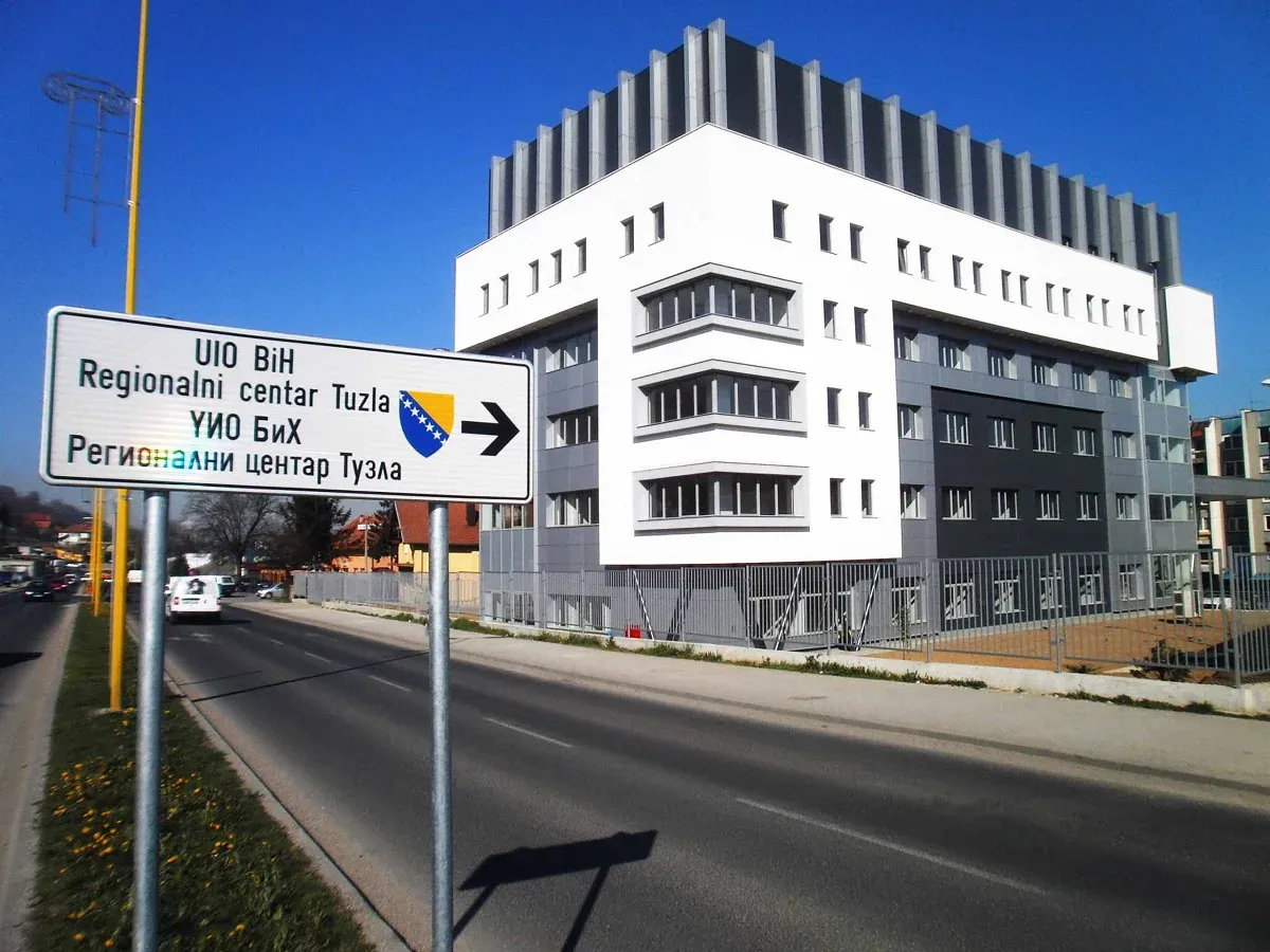 UIO demantuje netačna tumačenja: Pravilnik o povratu PDV-a za prvu nekretninu još nije usvojen