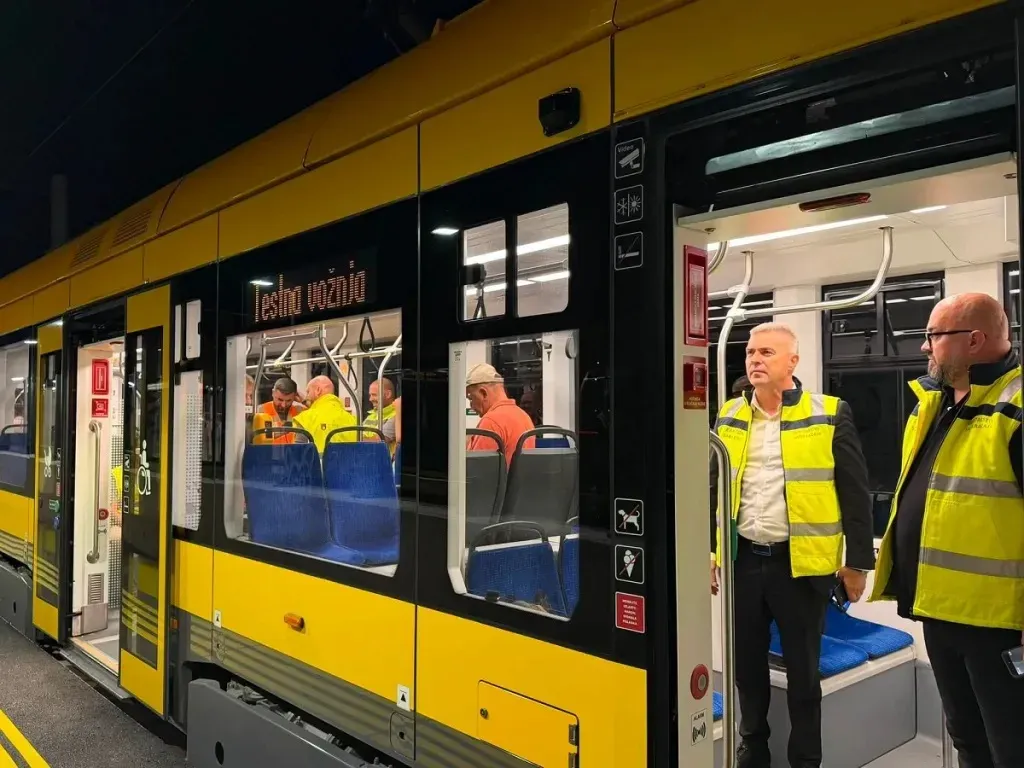 Završna faza velikog projekta: Tramvaj testiran na pruzi prema Hrasnici