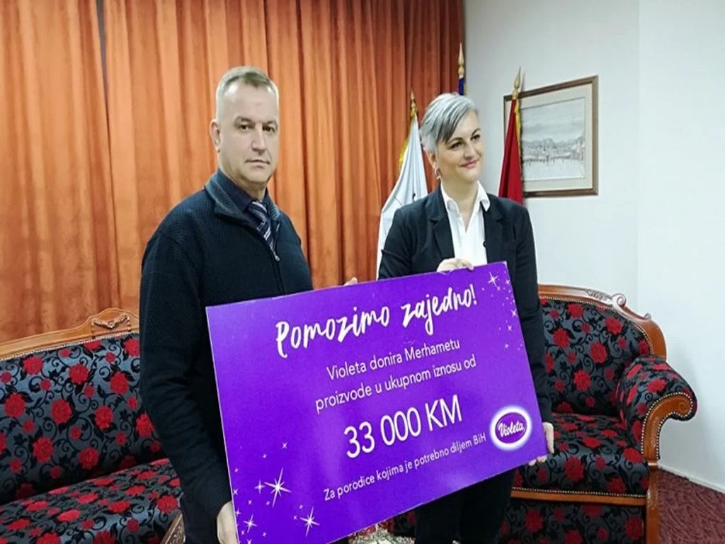 Violeta donirala Merhametu proizvode u vrijednosti 33.000 KM