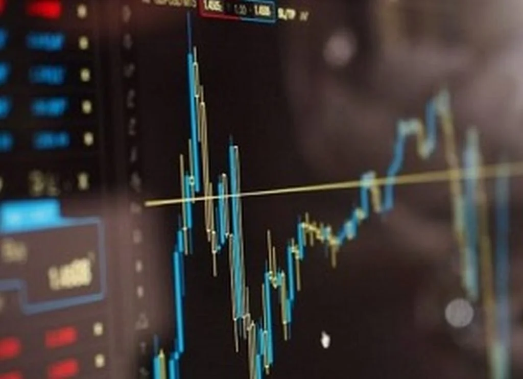 Berze oštro pale pod pritiskom trgovinskih napetosti