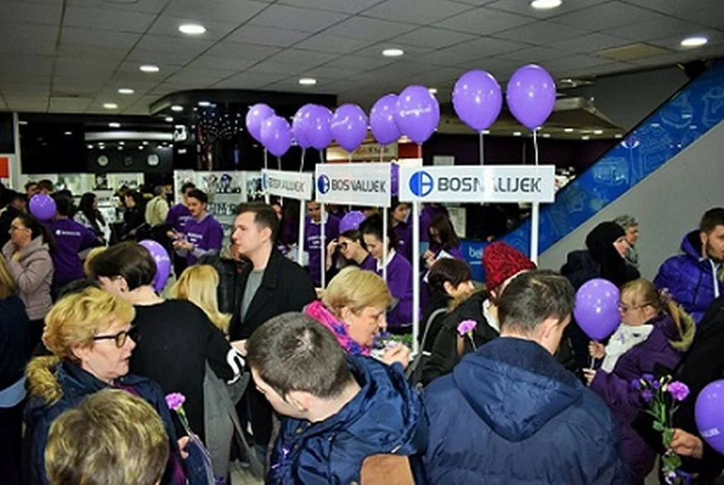 Ljekari UKC Tuzla zajedno sa Bosnalijekom obilježili "Ljubičasti dan"