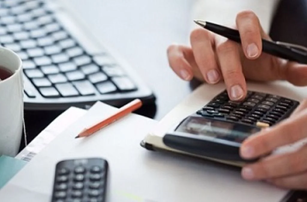 RS: Dug na računima građana 110 miliona KM