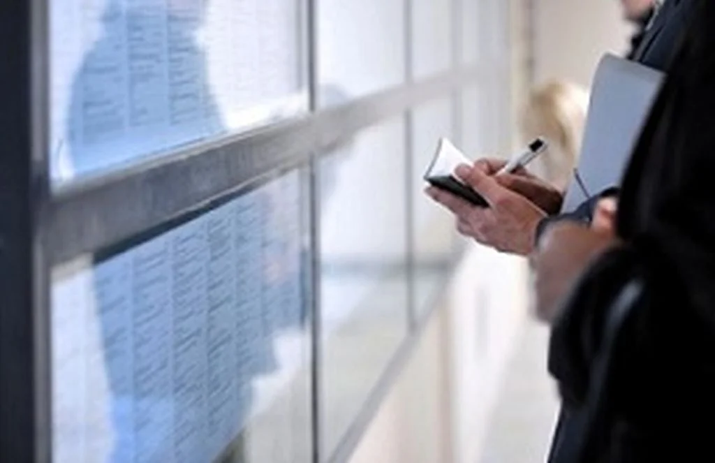 Koliko je osoba zaposleno, a koliko je ostalo bez posla prošle godine u FBiH?