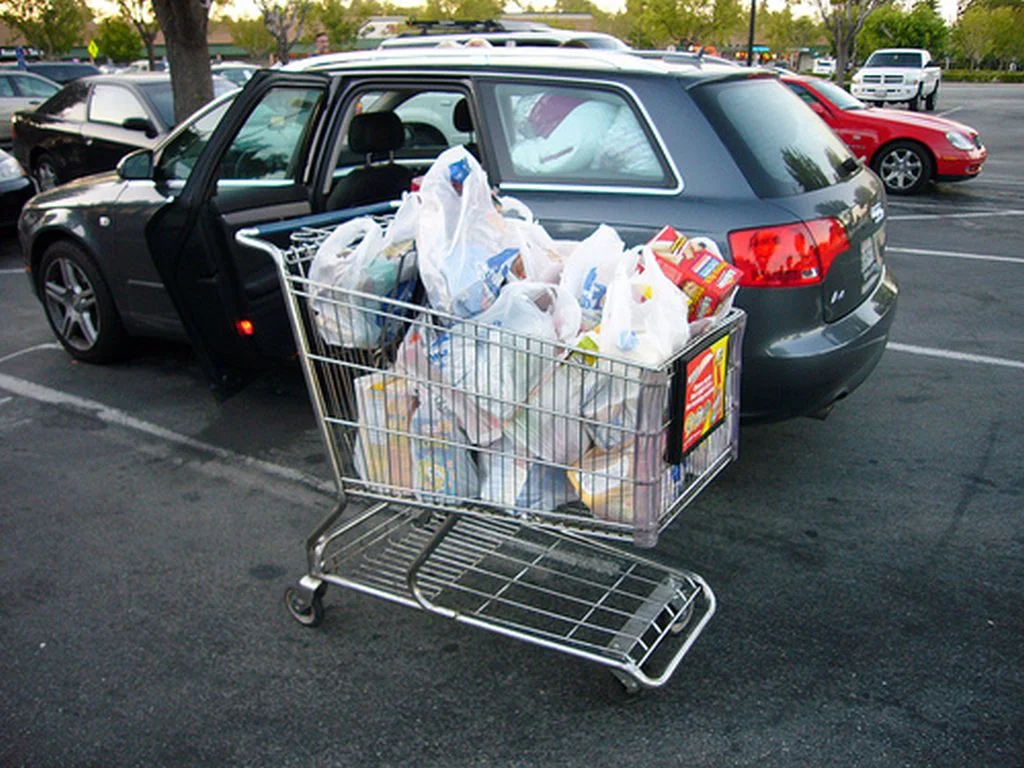 Evropska komisija želi zabraniti nepoštene trgovačke prakse