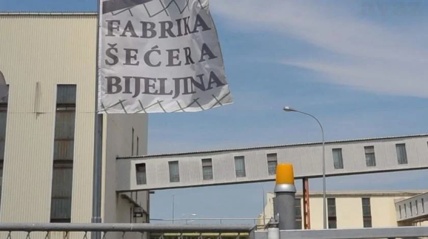 Stigle tri ponude, Turci za šećeranu nude najviše