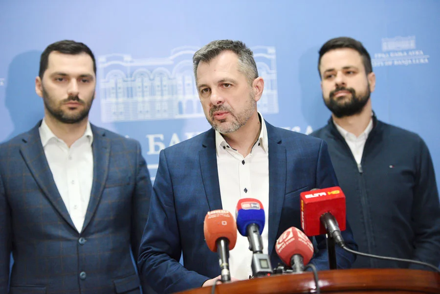 Onemogućeno održavanje saobraćajnica zbog sukoba dvije firme