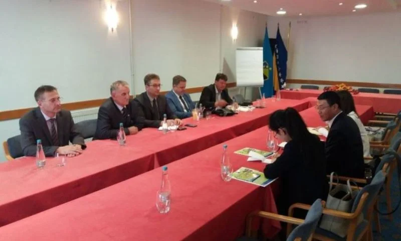 Vlada TK i Ambasada NR Kine razgovarale o investicijama iz oblasti turizma