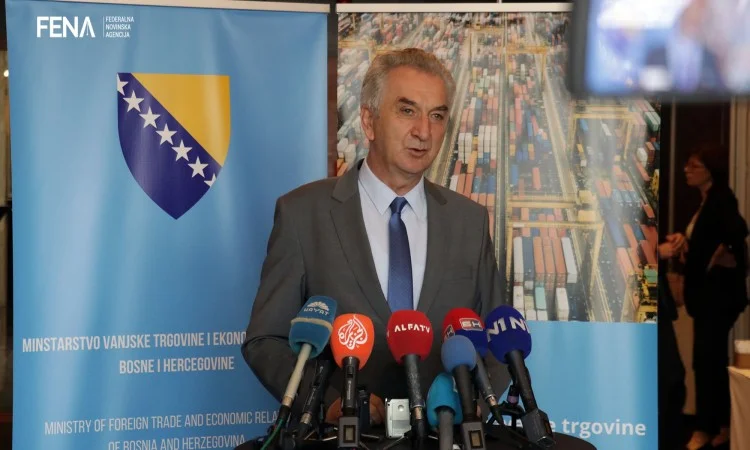 Postoji mogućnost da se ograniči nivo cijene naftnih derivata