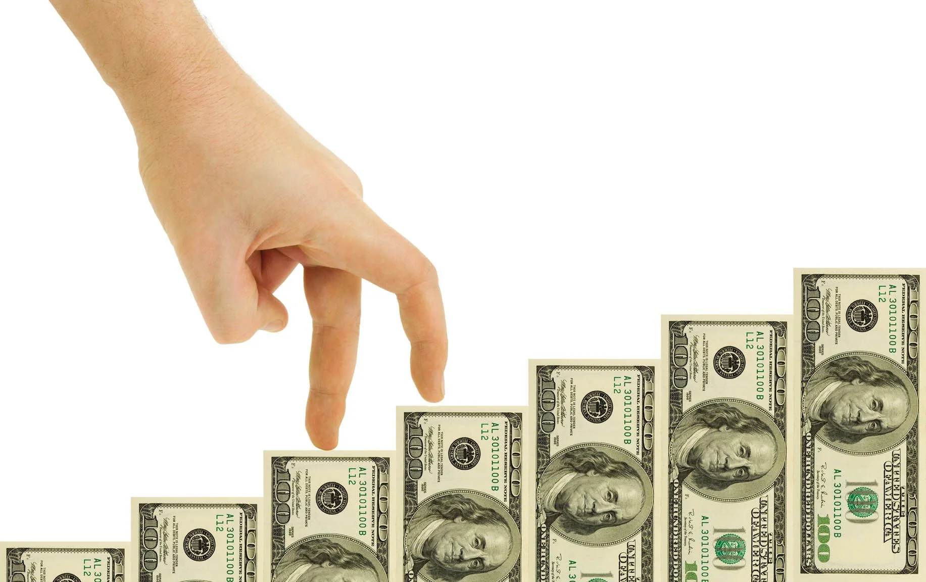 Dok kamatne stope u SAD-u rastu, u Evropi padaju 10 godina