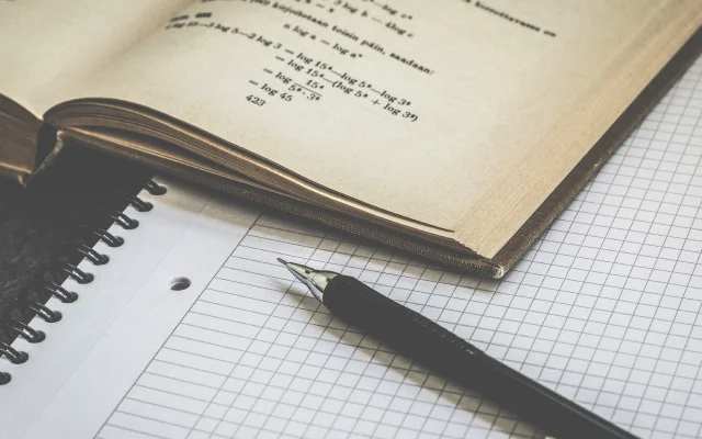 Ima tri fakultetske diplome, a dobila je 30 odbijenica za posao