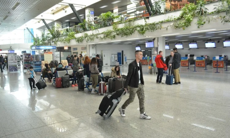 IATA srezala prognozu profita avio-kompanija: Najveći pad kargo prevoza