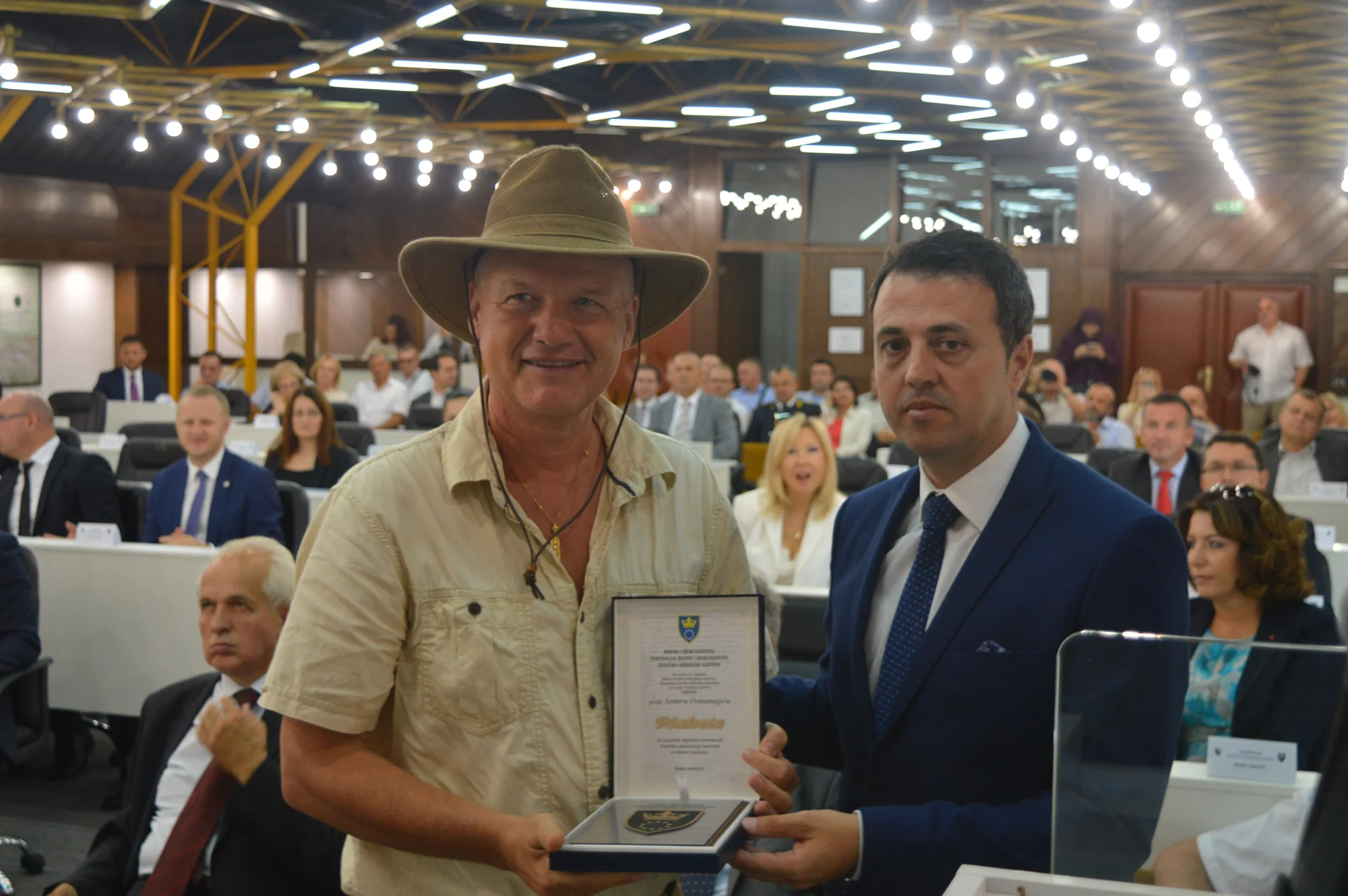 Uručena priznanja „Počasni građanin“ i Plakete ZDK