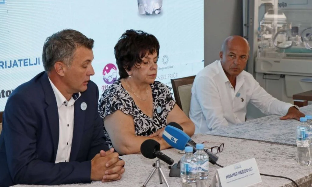 Mostarskim bolnicama donirana oprema za njegu prijevremeno rođenih beba