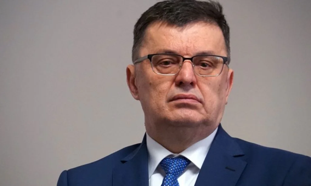 Vijeće ministara BiH: BiH otvara svoje granice, počinju s radom i aerodromi