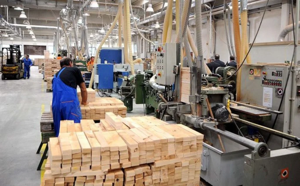 EU - Velike razlike u plaćama industrijskih radnika određene produktivnošću rada