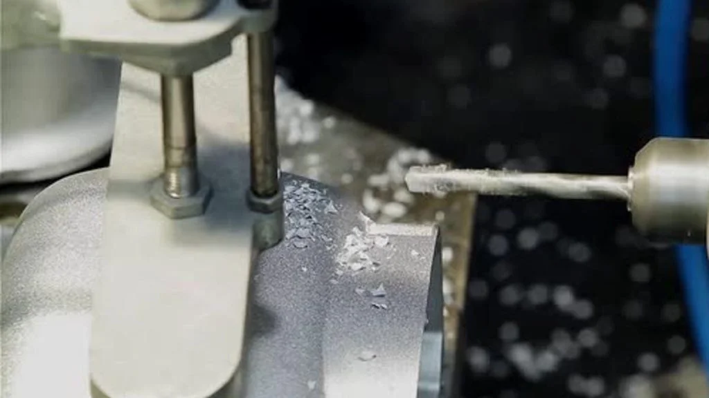 Genijalna CNC mašina proizvedena u Jelah polju kod Tešnja