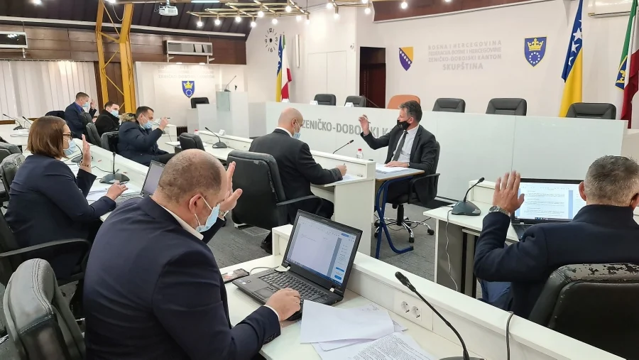 Saglasnost za potpisivanje kolektivnog ugovora sa zdravstvenim radnicima u ZDK