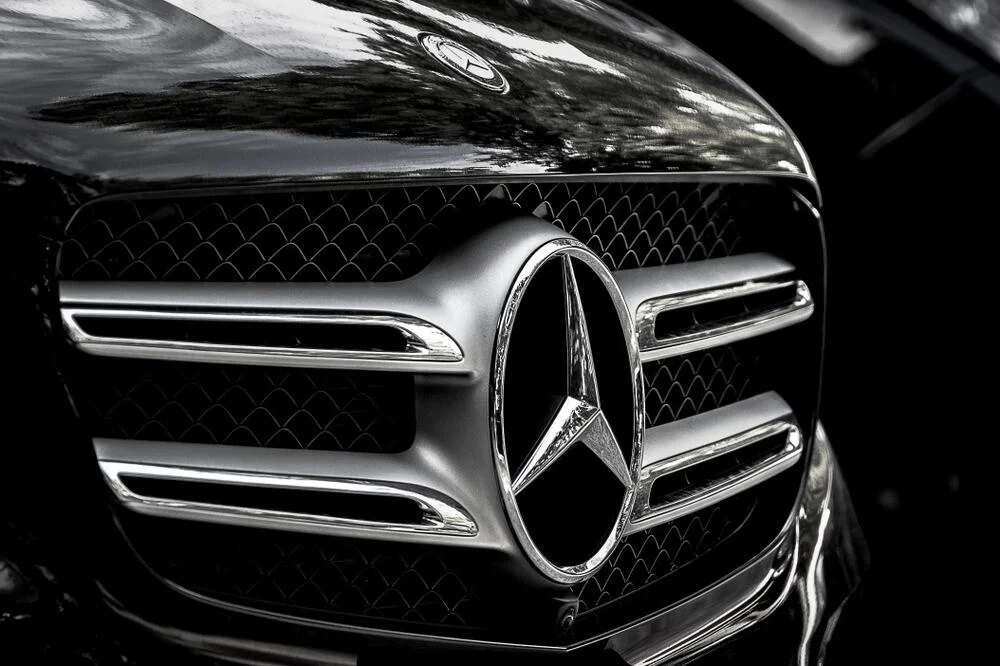 Mercedes-Benz povukao više od milion vozila