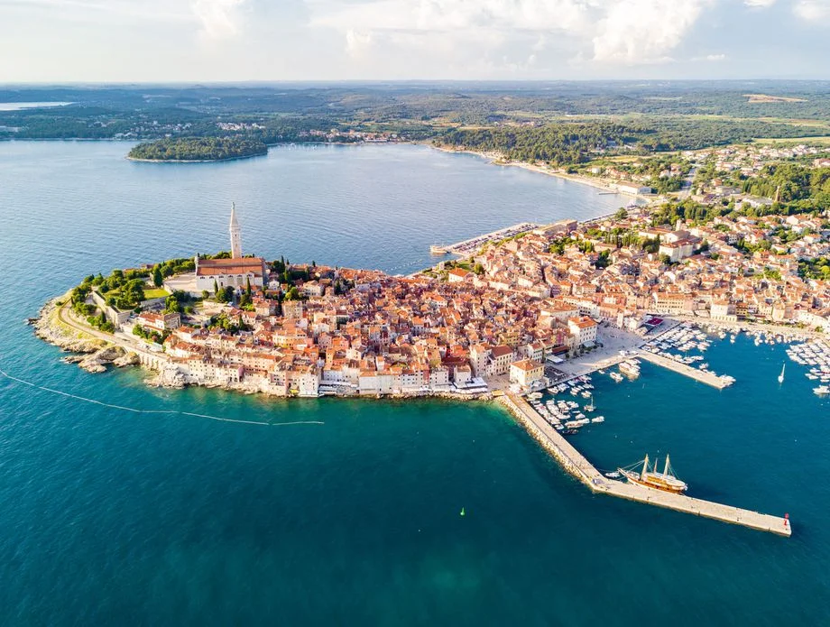 U Istri skoro svaku drugu nekretninu kupili stranci