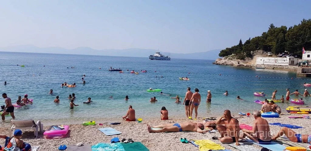 Ljudi širom EU ne mogu priuštiti godišnji odmor