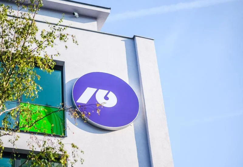 NLB Banka: Javni oglas za prikupljanje obavezujućih ponuda za kupoprodaju potraživanja Banke