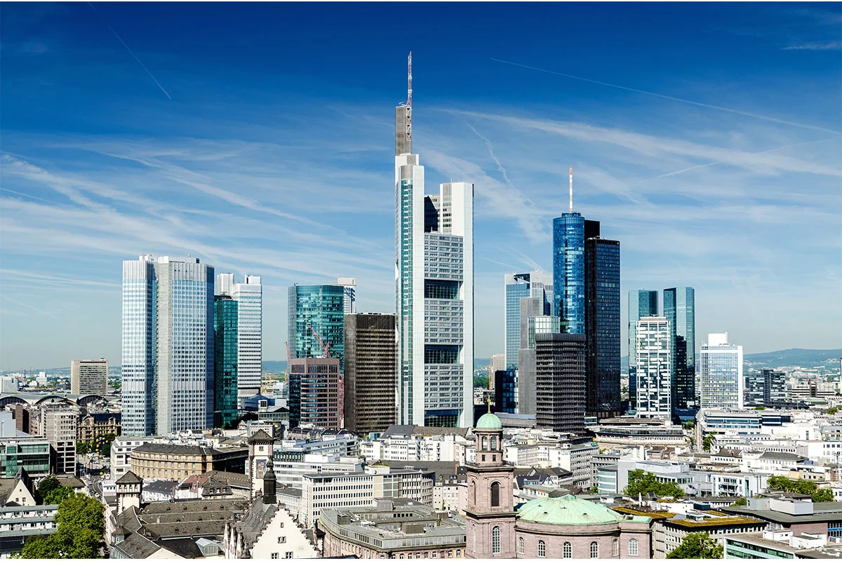 Allianz kupio neboder u Frankfurtu za 1,4 milijarde eura